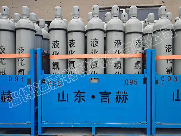 99.9%化学级氯化氢气体 99.9%化学级氯化氢气体